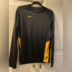 Nike Dri-Fit Long Sleeve Performance shirt, XL  black with gold inserts.